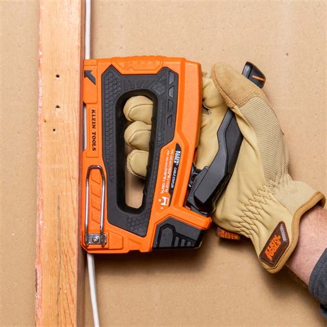 Loose Cable Stapler 45001 Klein Tools