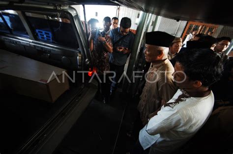 Pemulangan Jenazah Mahasiswi Korban Perampokan Antara Foto