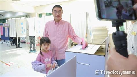 帶女兒投票體驗台灣民主 謝國樑籲基隆選民踴躍投票 Ettoday政治新聞 Ettoday新聞雲