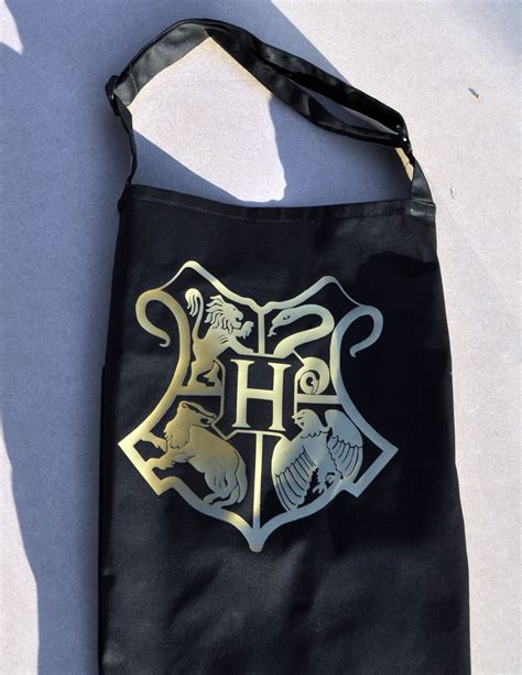 Harry Potter Inspired Hogwarts Black Apron Lazzylozlasercutter