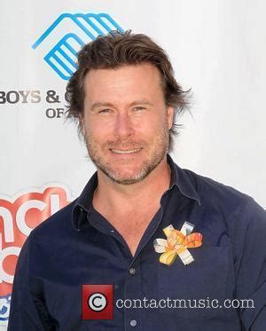 Dean Mcdermott Admits Sex With Tori Spelling Wasn T Fantastic In