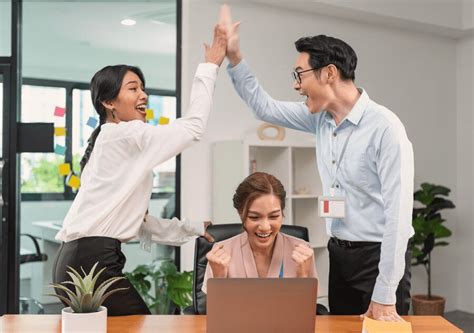 6 Pillars Of Employee Wellbeing For A Thriving Workplace Acall Asia