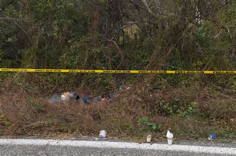 Motociclista Derrapa Y Muere Sobre La Carretera Estatal