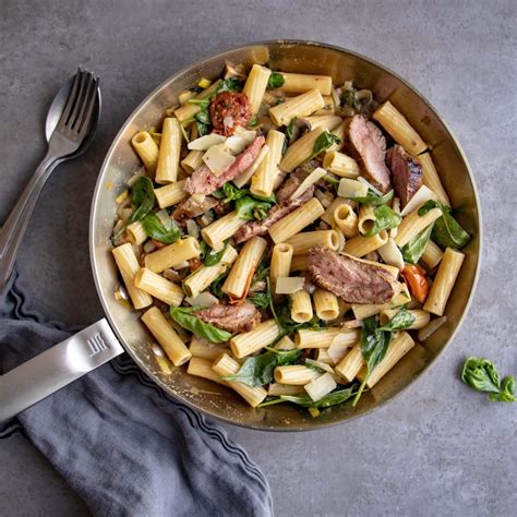 Steak Pasta With Spinach And Sun Dried Tomatoes Recipe Kuma Knives