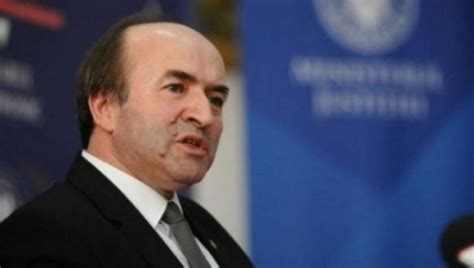 Tudorel Toader ce a făcut ministrul Justiţiei sâmbătă în mare secret