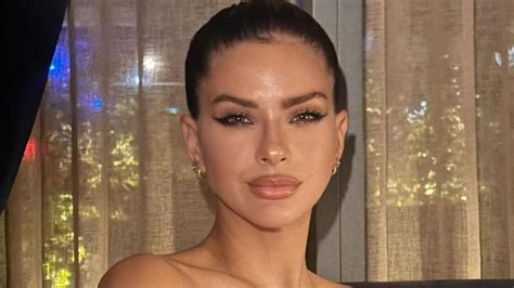 Desde Miami y en bikini la China Suárez encendió las redes mientras crecen los rumores de embarazo