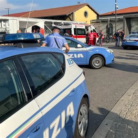 Con La Droga Alla Stazione Teb Via Da Scuole