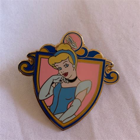 Official Disney Cinderella Pin 2012 Crafty Projects Projects To Try