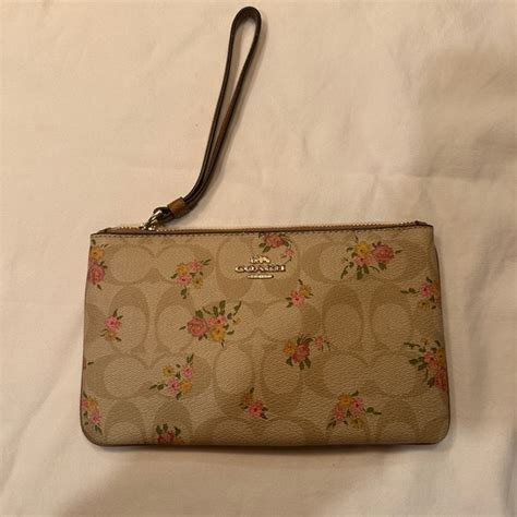 Coach Bags Nwt Coach Signature Daisy Bundle Wristlet Poshmark