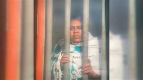 Una Mujer En Oaxaca Fue Encarcelada Por No Invitar A Las Autoridades A