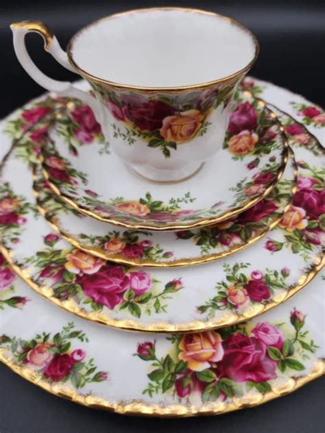 Royal Albert Old Country Roses Piece Place Setting Plates Cup