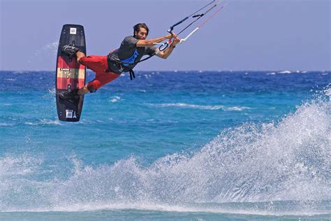 Emanuele Minutello Lezioni Avanzate Di Kitesurfing Freestyle A