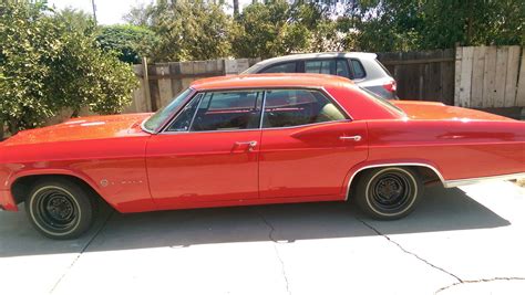 1965 Chevrolet Impala Hardtop Sedan 4 Door