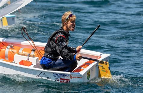 De Ilhabela Velejador Alex Kuhl Conquista Mundial Da Classe Optimist