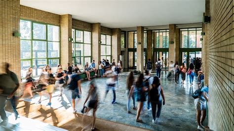 universita bocconi quanto costa la retta   entrare borsafinanza