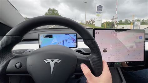 J Ai Test L Cran G Ant De Pour Tesla Model Et Model Y