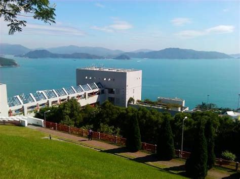 Beautiful HKUST Campus : Scenic Morning Stroll | Visions of Travel