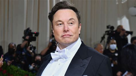 Elon Musk Sold 6 9 Billion Worth Of Tesla Shares Mashable