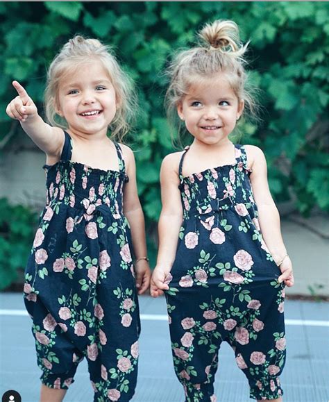 SO CUTE TWINS | Taytum and oakley, Twin girls outfits, Cute outfits for kids