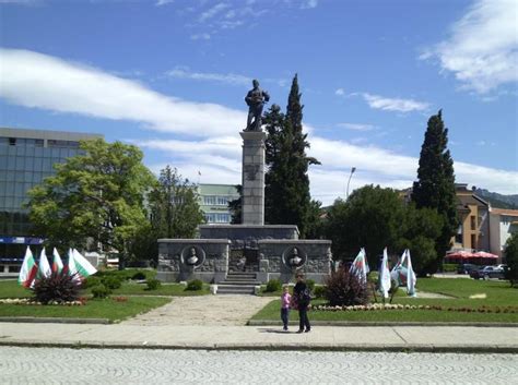 Паметник на Хаджи Димитър - Сливен
