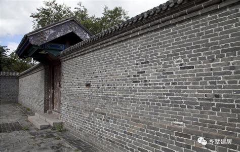 為什麼我國古代大量使用青磚建房，而不用紅磚呢？難道青磚更好？ 壹讀