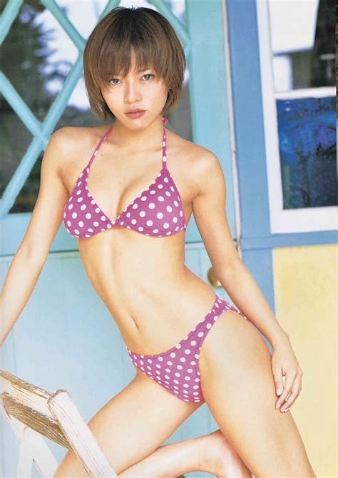 写真集 釈由美子 Neutral ニュートラル 特製ピンナップ付｜2001年発行 初版｜23歳メモワール｜sexy下着fit｜ベッド恍惚mode｜cq 6164釈由美子｜売買された