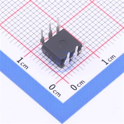 MOC3163VM Onsemi Optocouplers Thyristor Signal Output JLCPCB