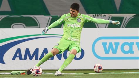 Palmeiras renova goleiro Vinicius Silvestre até 2024 Jovem Pan