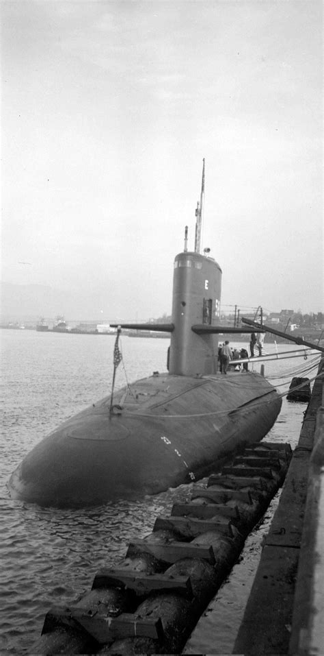 1024 X 2048 Barbel Class Submarine Uss Blueback Ss581 Rsubmarines