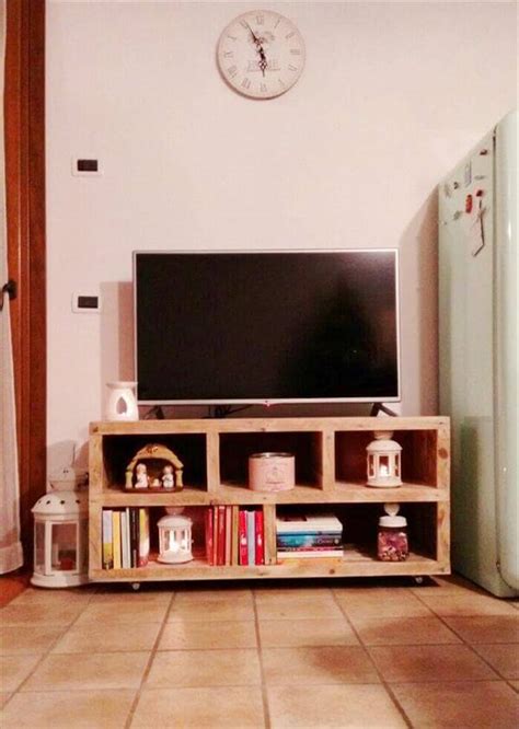 Upcycled Pallet Media Console Table Pallets