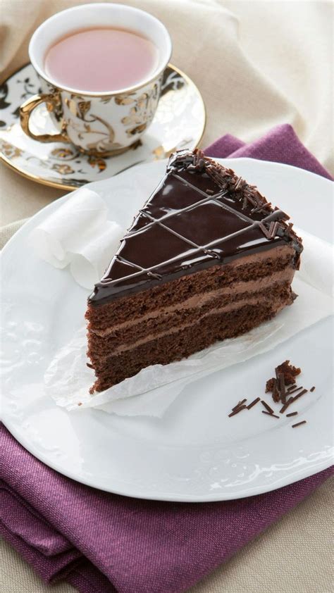 шоколадный кусок торта | Tasty chocolate cake, Yummy food, Food