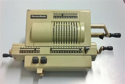 Original Odhner Calculator Physics Museum The University Of Queensland Australia