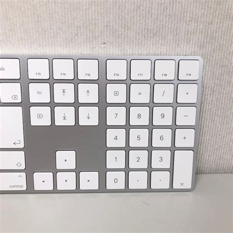 Yahooオークション Apple Magic Keyboard テンキー付き 日本語jis