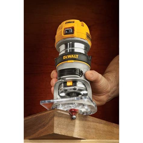 Dewalt® Dwp611 1 14 Hp Max Torque Variable Speed Compact Router With Leds At Sutherlands