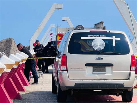 Hombre Se Mete A Nadar Al Mar Y Muere Ahogado En Playa De Coatzacoalcos