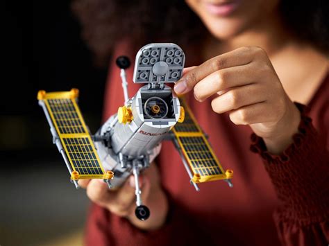 Lego Creator Pas Cher La Navette Spatiale Discovery De La Nasa