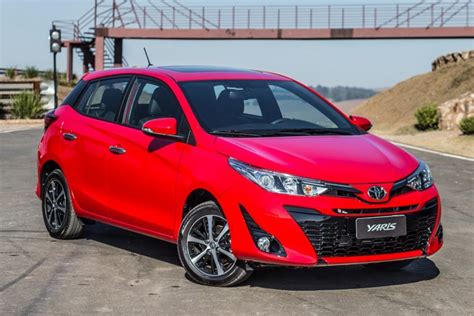 Novo Toyota Yaris Para Venda Pcd Tem Descontos De R Mil