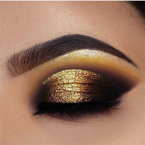 Trend Alert Golden Eyes Vorana Blog Maquillaje De Ojos Ahumados