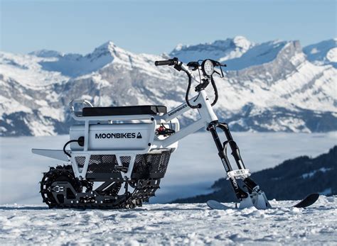 Santas Reindeer Have Nothing On An Electric Mountain Taming Moonbike