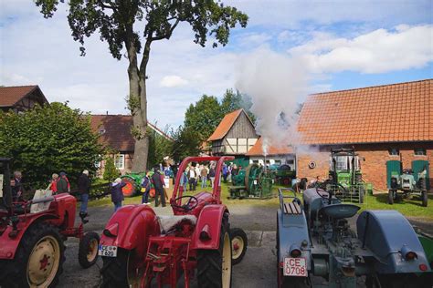 Erntedank Im Dorfmuseum Von Dreschmaschinen Bis Leckerbissen Ein