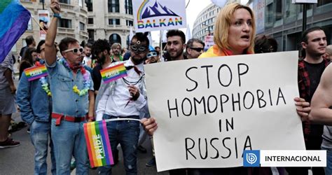 Rusia declara extremista al movimiento LGBT y prohíben sus actividades