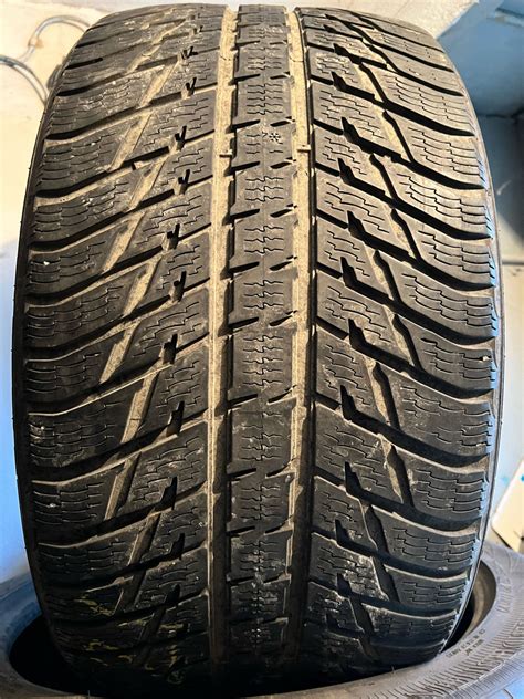 R21 295 35 Nokian WR