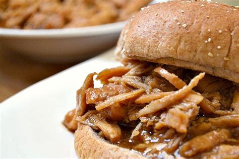 Jack Daniels Barbecue Shredded Chicken Bbq Pulled Chicken Crockpot Shredded Chicken Recipes