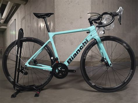 【bianchi】油圧ディスクブレーキ＆105搭載！レーシングバイク、sprintをご紹介します！｜ysroad Portal