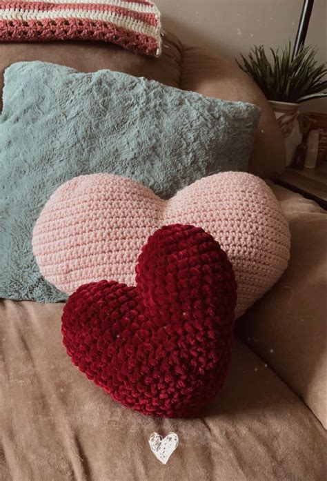 12 Free Crochet Patterns For Heart Pillows Cushions Artofit