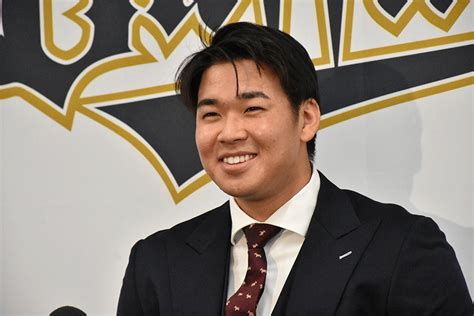 新人王のオリ山下、471％増の4000万円で更改 「欲しかった」背番号11に変更 野球 スポーツブル スポブル