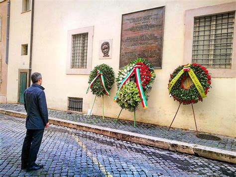 Maggio La Commemorazione Della Morte Di Aldo Moro Donati Un