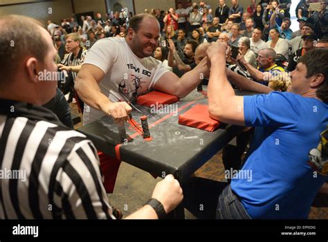 Vancouver Canada 17th May 2015 Arm Wrestlers Battle During The 2015