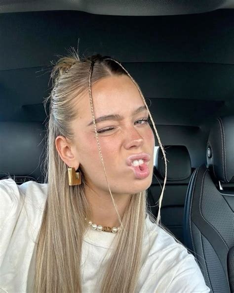 Hair Hairstyle Blonde Long Hair Styles Hair Styles Hair Tutorial