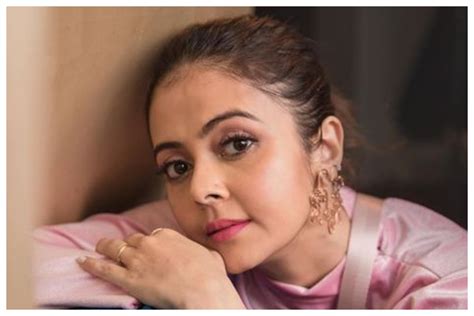 Bigg Boss 13 Fame Devoleena Bhattacharjee Cyberbullied Lodges